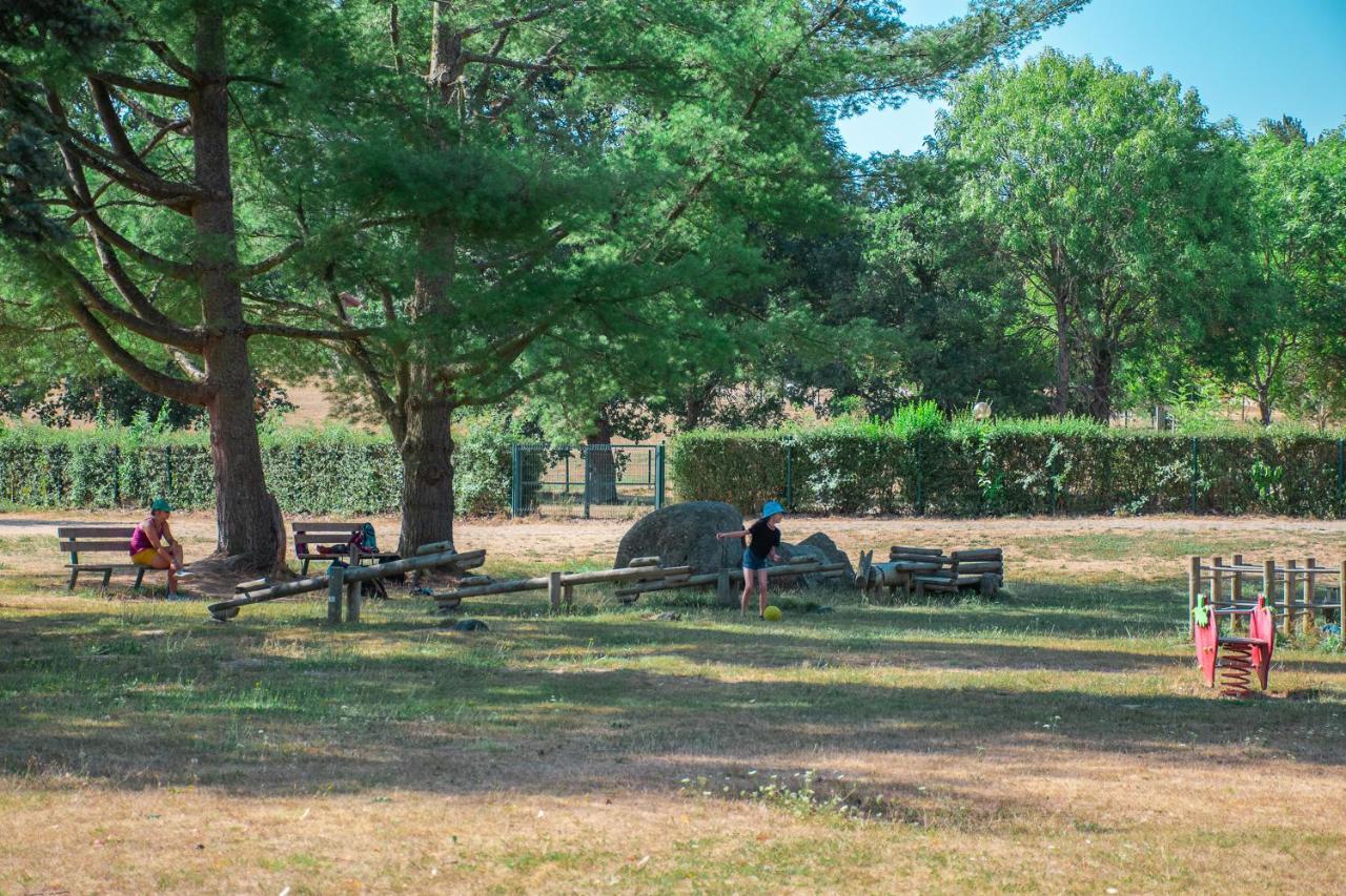 Village De Gites De La Foret De Ganigal Le Malzieu-Ville Luaran gambar