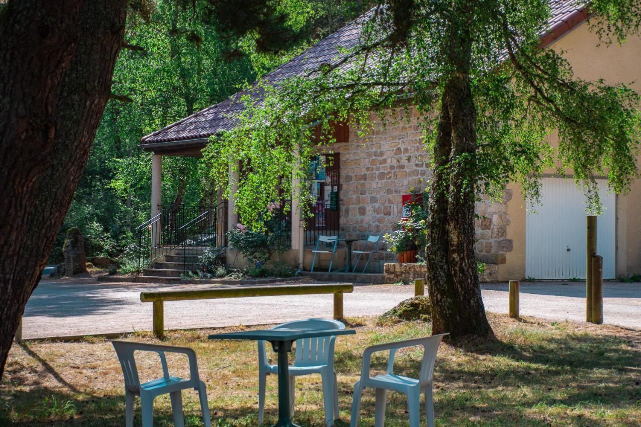 Village De Gites De La Foret De Ganigal Le Malzieu-Ville Luaran gambar